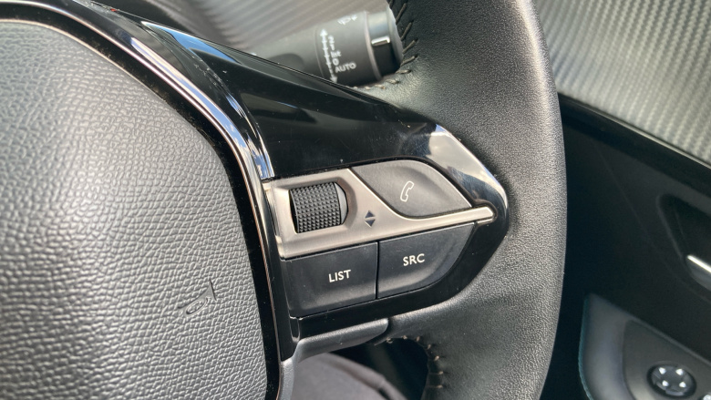 Peugeot 208 1.2 PureTech 100 Allure 5dr Petrol Hatchback